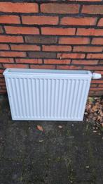 Radiator - 50 hoog, 70 breed, Doe-het-zelf en Verbouw, Verwarming en Radiatoren, Ophalen, 30 tot 80 cm, Gebruikt, Radiator