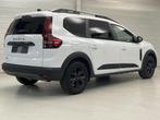 Dacia Jogger 1.6 Hybrid 140 Extreme 7p Automaat / Apple CarP, Auto's, Dacia, Gebruikt, 4 cilinders, LED verlichting, 7 stoelen