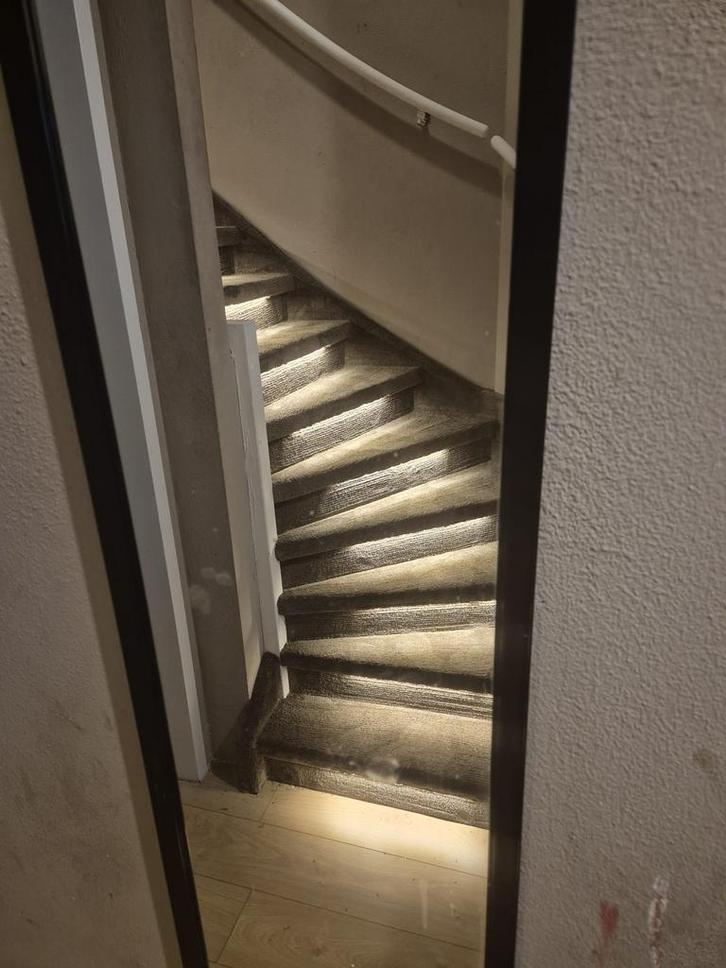 Dit keer geen €1500, maar slechts €999.-voor, Huis en Inrichting, Stoffering | Vloerbedekking, Zo goed als nieuw, Tapijt, minder dan 10 m²