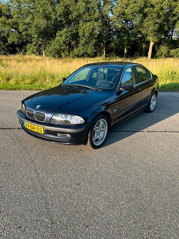 BMW 3-Serie 2.5 I 325 2001 Blauw sedan ZEER NETJES beschikbaar voor biedingen