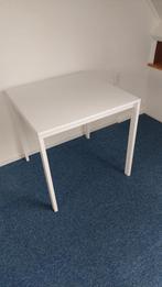 Vierkante tafel of als klein bureau Ikea, Huis en Inrichting, Tafels | Eettafels, Ophalen, Gebruikt, 50 tot 100 cm, Vierkant