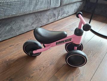 Loopfietsje beschikbaar voor biedingen