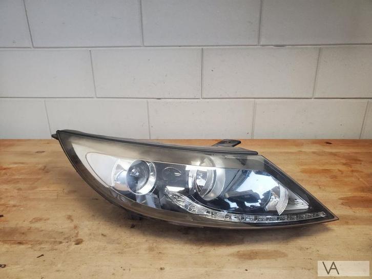Kia Sportage 2010 - 2016 koplamp rechts met led strip €250, Auto-onderdelen, Verlichting, Kia, Gebruikt, Ophalen of Verzenden