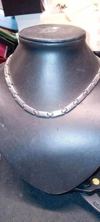 Prachtig zwaar zilveren schakelcollier. 925 gekeurd beschikbaar voor biedingen
