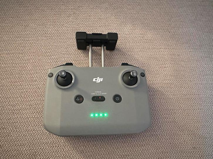 DJI RC231(N1) Afstandsbediening + Mini 2 Onderdelen, Audio, Tv en Foto, Drones, Zo goed als nieuw, Ophalen