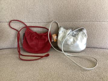 2 crossbody/schoudertasjes van Fred de la Bretoniere beschikbaar voor biedingen