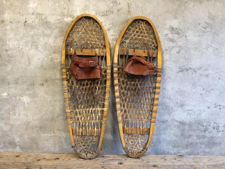 Mooie oude vintage sneeuwschoenen leren banden, decoratief!, Antiek en Kunst, Curiosa en Brocante, Ophalen of Verzenden