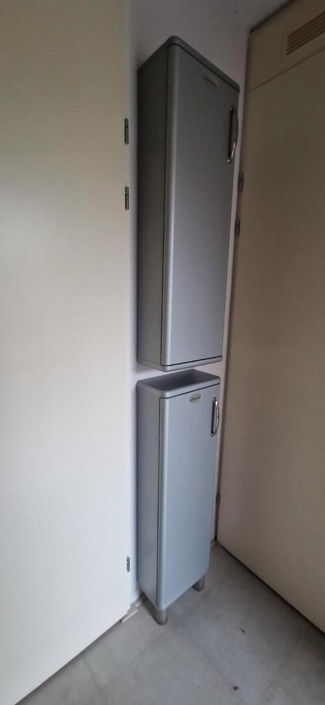 2 Malibu CD Kastjes - Top Conditie!, Huis en Inrichting, Kasten | Kledingkasten, Zo goed als nieuw, Minder dan 100 cm, Minder dan 50 cm