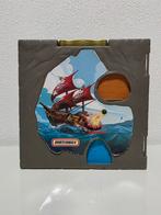 Pop Up Piraten Ship, inklapbaar! 2006 Mattel Matchbox, Overige merken, Ophalen of Verzenden, Handmatig, Racebaan