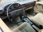 Mercedes-Benz S-Klasse 280 S Automaat / 1977 / Schuifdak / O, Achterwielaandrijving, Beige, 156 pk, Bedrijf