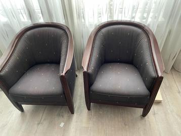 2x Klassieke hotelstoel, clubfauteuil, chique en comfortabel beschikbaar voor biedingen