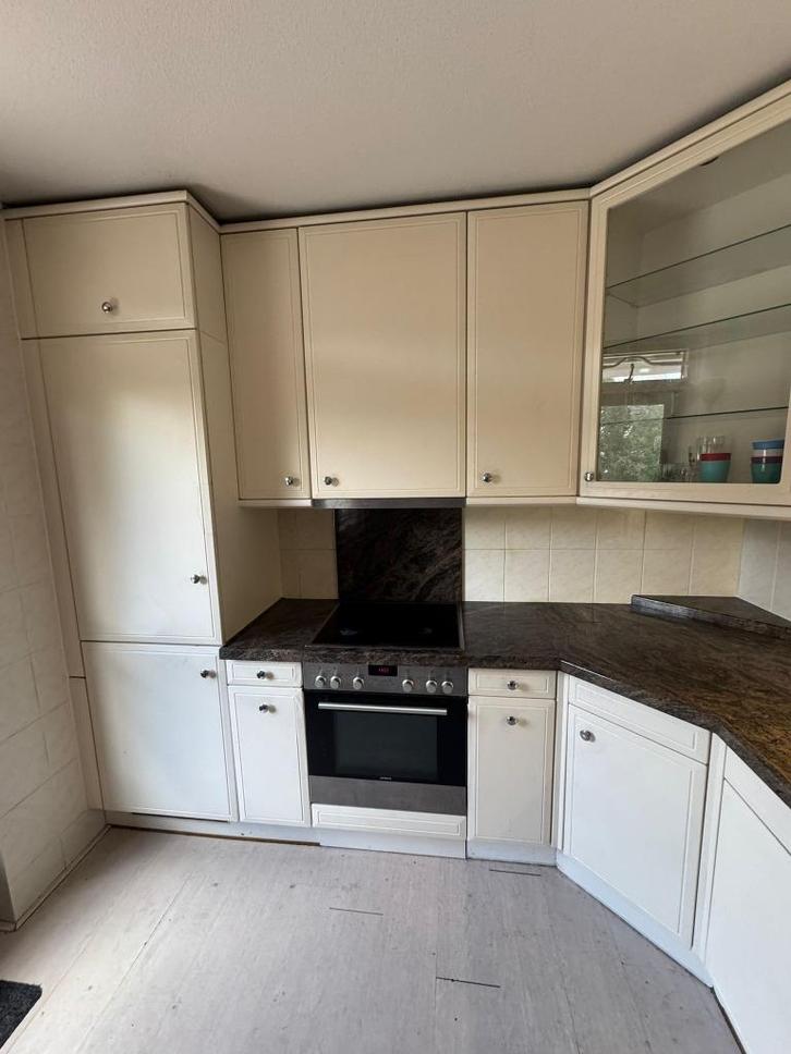 Gratis compleet keuken - zelf demonteren, Huis en Inrichting, Keuken | Complete keukens, Gebruikt, Dubbelwandige keuken, Crème