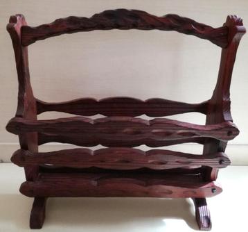 Krantenbak krantentafel van hout vintage jaren 60 beschikbaar voor biedingen