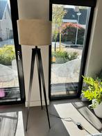 Zuiver 3-poot lamp, Huis en Inrichting, Lampen | Vloerlampen, Ophalen, Zo goed als nieuw, Hout, 100 tot 150 cm