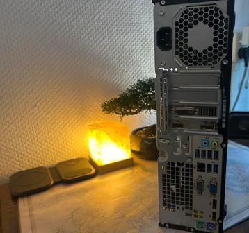 Game pc beschikbaar voor biedingen