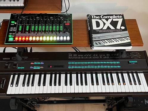 Yamaha DX7 met boek, cartridge en flightcase, Muziek en Instrumenten, Synthesizers, Gebruikt, 61 toetsen, Yamaha, Met koffer of flightcase