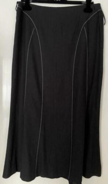 Wallis rok maat 40/42 beschikbaar voor biedingen