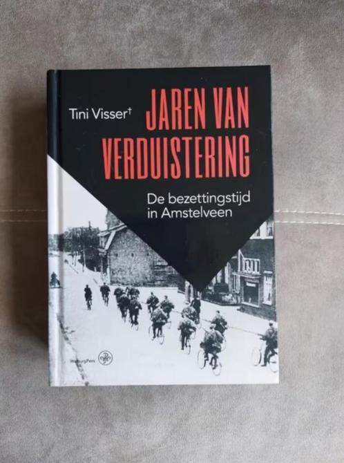 Jaren van verduistering door Tini Visser, Boeken, Geschiedenis | Stad en Regio, Zo goed als nieuw, 20e eeuw of later, Ophalen of Verzenden