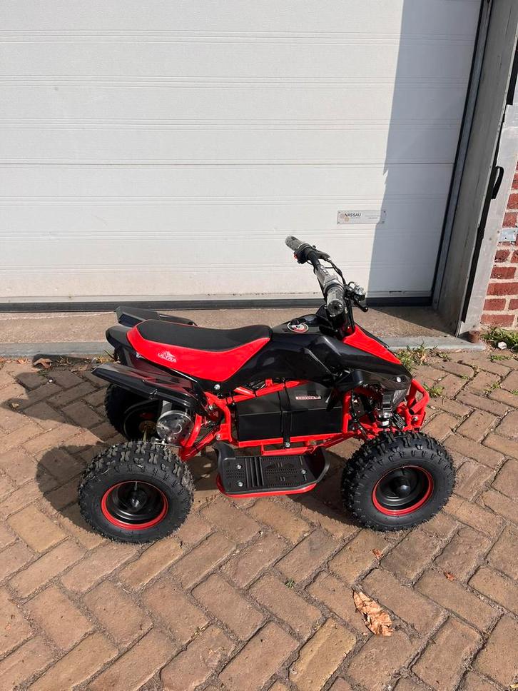 Stoere electrische en stille kinder quad 36v 800w ultra, Kinderen en Baby's, Speelgoed | Buiten | Accuvoertuigen, Ophalen