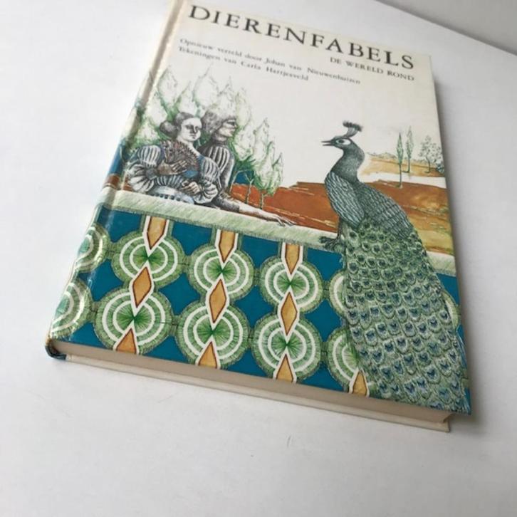 Dierenfabels de  wereld rond ,  door J. van Nieuwenhuizen, Boeken, Sprookjes en Fabels, Zo goed als nieuw, Ophalen of Verzenden