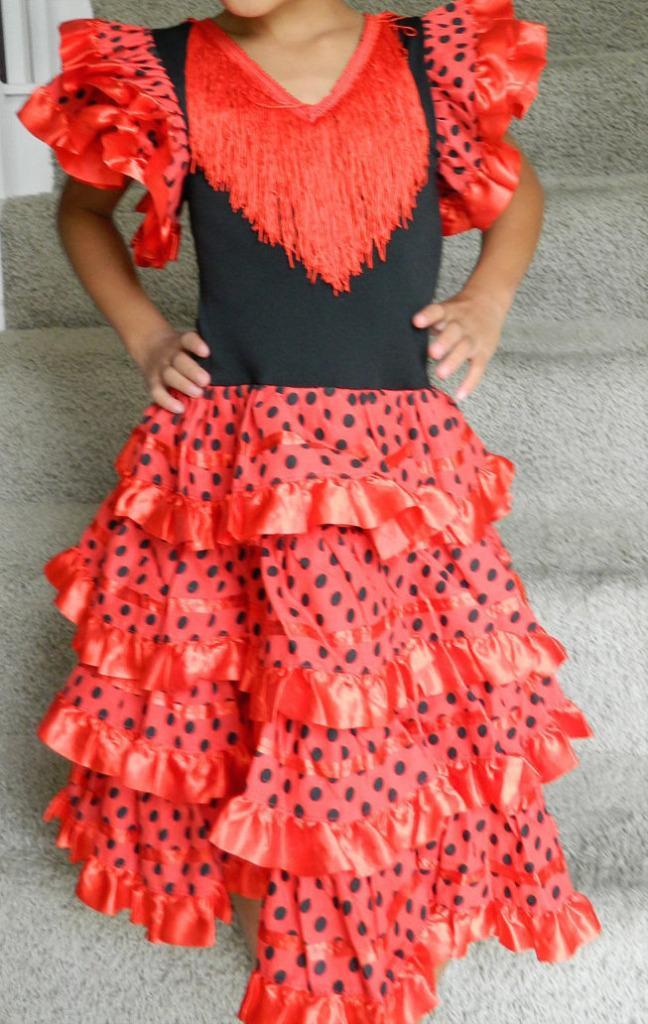 Spaanse flamenco jurk rood zwart polkadots franje roesjes, Kinderen en Baby's, Kinderkleding | Kinder-kledingpakketten, Nieuw