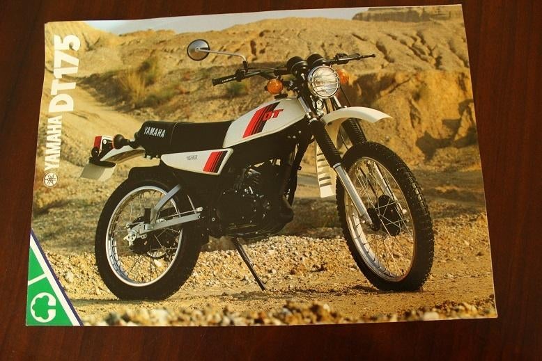 Yamaha DT175 motorfiets verkoop folder brochure DR 175, Motoren, Ophalen of Verzenden, Yamaha