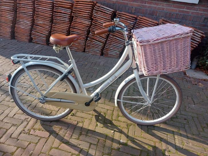 Witte Cortina U4 meisjesfiets, 26 inch, Fietsen en Brommers, Fietsen | Dames | Omafietsen, Gebruikt, Minder dan 47 cm, Versnellingen