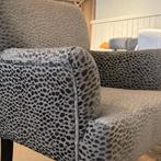 UrbanSofa Kate Stoel - Stijlvol en Comfortabel, Ophalen, Zo goed als nieuw