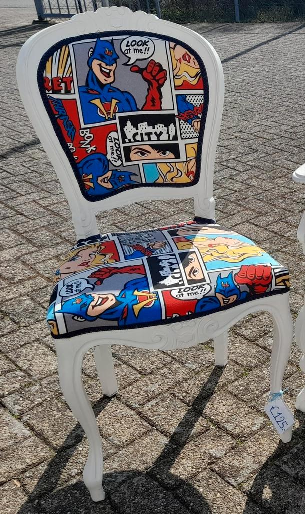 Stoere stoel opnieuw gestoffeerd strip helden, Huis en Inrichting, Stoelen, Zo goed als nieuw, Eén, Ophalen