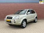 Hyundai Tucson 2.0i 4WD Style / NAP / Airco / Cruise / Trekh, Gebruikt, 4 cilinders, Parkeersensor, Bedrijf