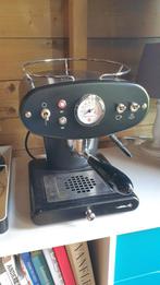 Illy X1 Francis&Francis Ipperespresso espressoapparaat, Witgoed en Apparatuur, Koffiezetapparaten, Gebruikt, 1 kopje, Afneembaar waterreservoir