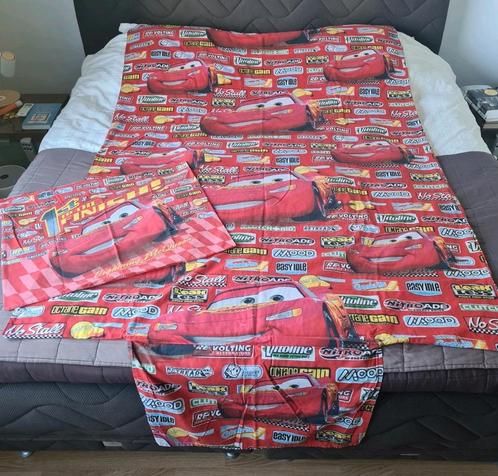 Cars dekbedovertrek met kussensloop eenpersoons, Huis en Inrichting, Slaapkamer | Beddengoed, Gebruikt, Dekbedovertrek, Eenpersoons