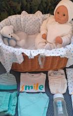 Levensechte babypop (deels) reborn baby pop + wiegje, Verzamelen, Poppen, Ophalen of Verzenden, Zo goed als nieuw, Babypop, Levensecht of Reborn