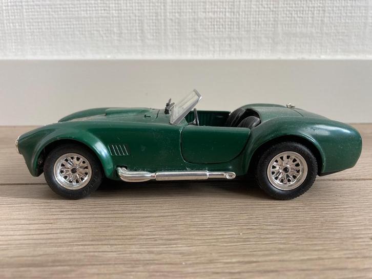 4x Revell 1:24 en Bburago, Hobby en Vrije tijd, Modelauto's | 1:24, Gebruikt, Auto, Bburago, Ophalen of Verzenden