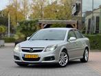 Opel Vectra GTS 2.2-16V Temptation Excellence | Navigatie |, Gebruikt, Zwart, 4 cilinders, 715 kg