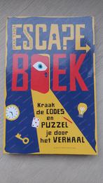 Escape Boek - Kraak de Codes en Puzzel je door het Verhaal, Ophalen of Verzenden, Zo goed als nieuw