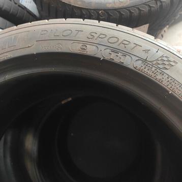 Michelin banden komen van een Tesla 235/45r18 beschikbaar voor biedingen