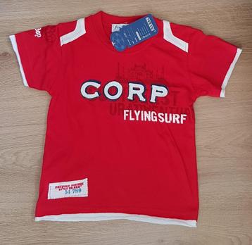 *SALE* Rood t-shirt maat 116/122 *NIEUW* (0336) a beschikbaar voor biedingen