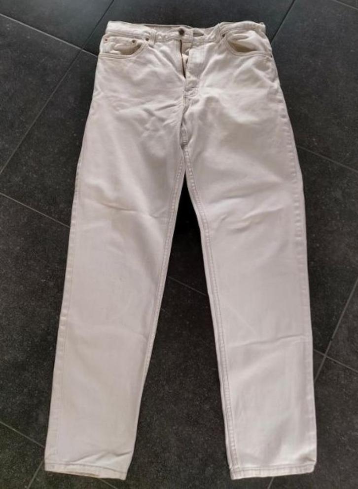 levis jaren 70?  off white jeans nog netjes met 2 t-shirts, Kleding | Heren, Spijkerbroeken en Jeans, Zo goed als nieuw, W33 - W34 (confectie 48/50)