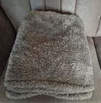 Plaid grijs 2 stuks, Ophalen of Verzenden, Zo goed als nieuw