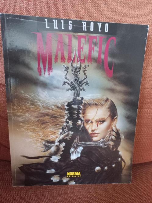 Malefic - Luis Royo, Boeken, Kunst en Cultuur | Beeldend, Gelezen, Schilder- en Tekenkunst, Ophalen of Verzenden