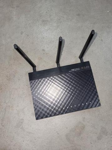 ASUS RT-N66U Draadloze Router beschikbaar voor biedingen