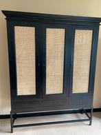 Gerestylede kast met rotan en stalen frame / boho / japadi, Ophalen, Zo goed als nieuw