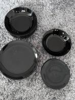 IKEA servies zwarte, Huis en Inrichting, Keuken | Servies, Ophalen, Zo goed als nieuw, Effen, Bord(en)