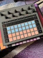 Novation Circuit Rhythm/tracks, Muziek en Instrumenten, Midi-apparatuur, Ophalen of Verzenden, Zo goed als nieuw