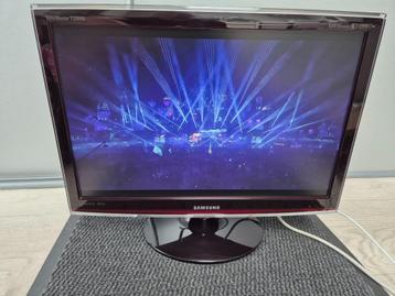 Samsung Syncmaster T220hd LCD TV beschikbaar voor biedingen