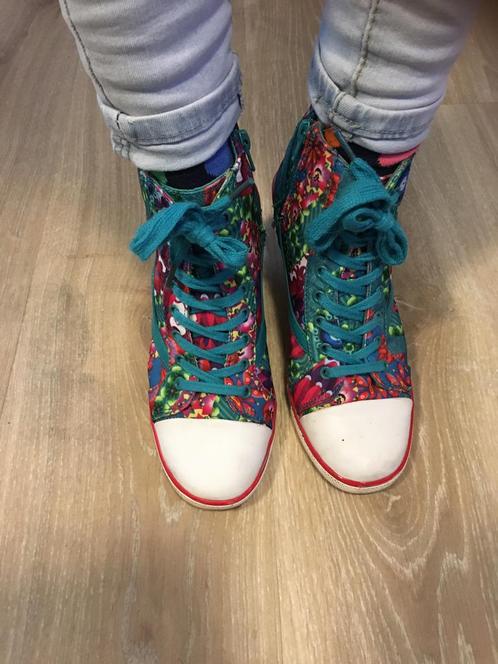 Z.G.A.N. Unieke Desigual schoenen. Maat 37, Kleding | Dames, Schoenen, Zo goed als nieuw, Sneakers of Gympen, Overige kleuren