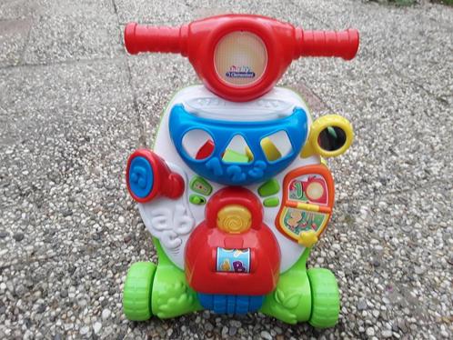 Baby looptrainer, Kinderen en Baby's, Speelgoed | Babyspeelgoed, Zo goed als nieuw, Overige typen, Met geluid, Met wieltjes, Ophalen of Verzenden
