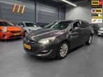 Opel Astra Sports Tourer 1.4 Turbo Cosmo LEDER XENON PARKEER, Auto's, Opel, Voorwielaandrijving, Euro 5, Gebruikt, 4 cilinders