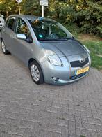 Toyota Yaris 1.3 16V Vvt-i 5DR SOL MMT 2008 Grijs, Auto's, 750 kg, 4 cilinders, Origineel Nederlands, Yaris